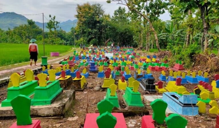 Makam pelangi