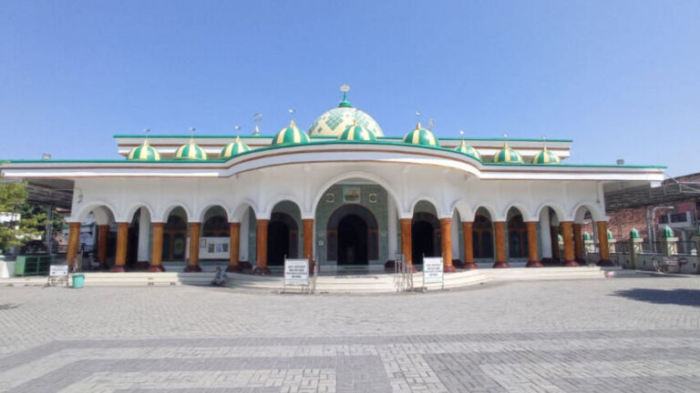 masjid agung okk