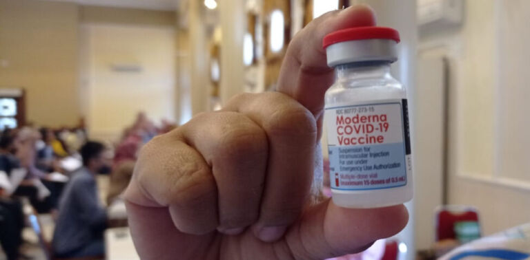 Vaksin Moderna