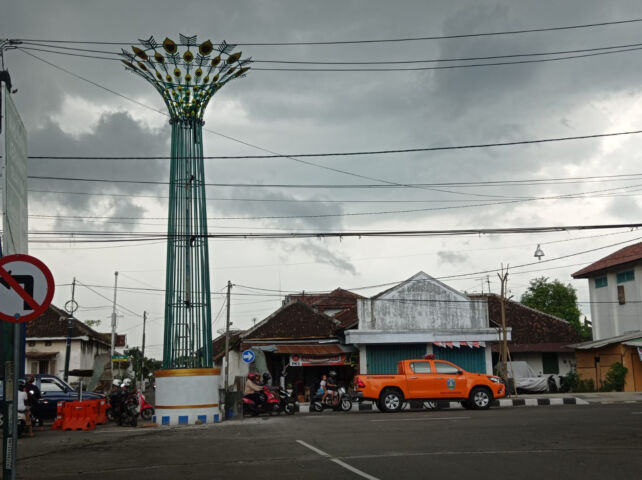 Penjor urip sumoharjo