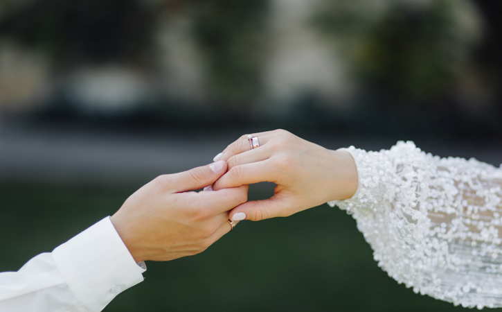 young-wedding-couple-enjoying-romantic-moments