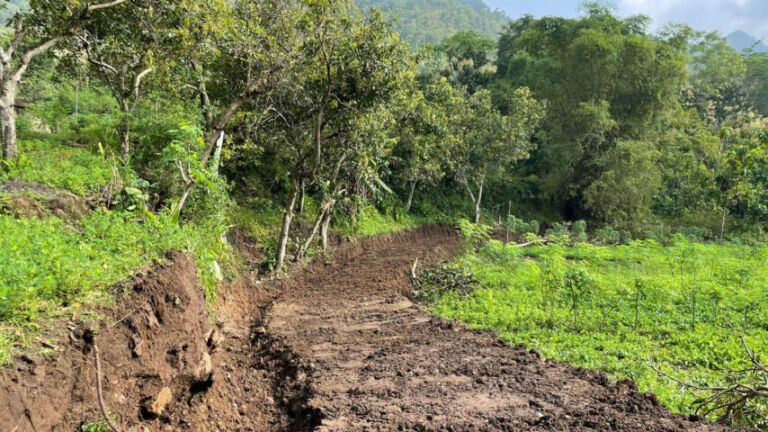 Pembukaan jalan di Karang Patihan