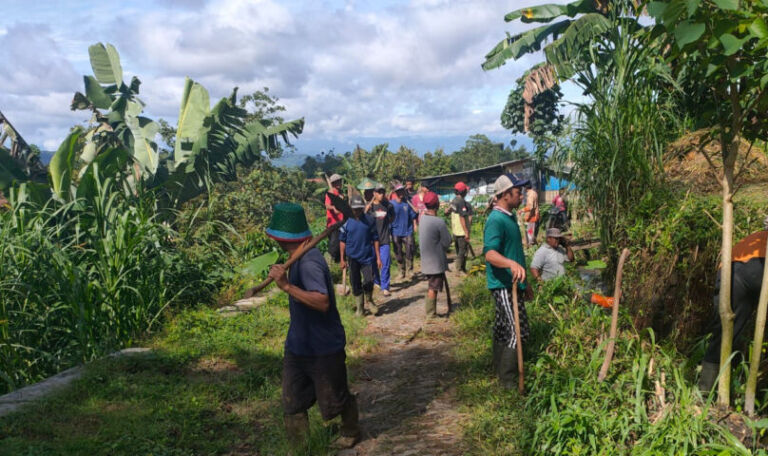 jalan tembus krisik Pudak kulon