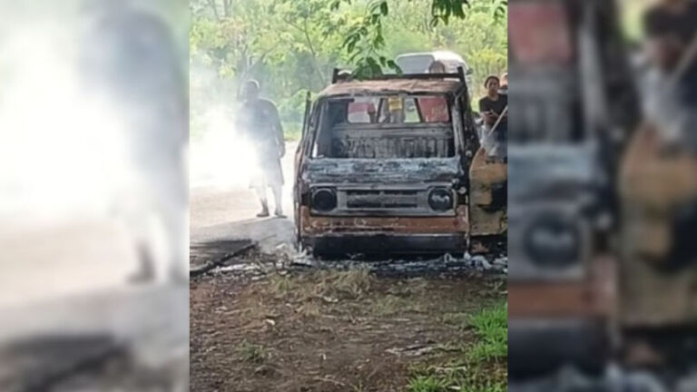 Mobil Terbakar