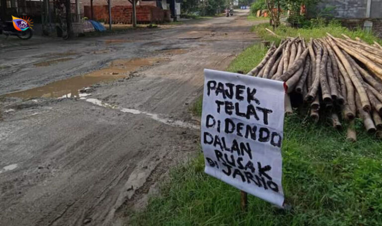 jalan rusak