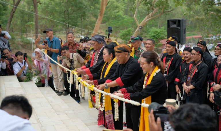 Bukit Suharto Peresmian