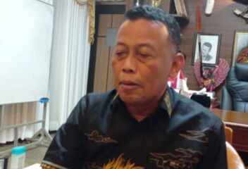 Bupati Ajukan Cuti, Tinggalkan Mobil dan Rumah Dinas