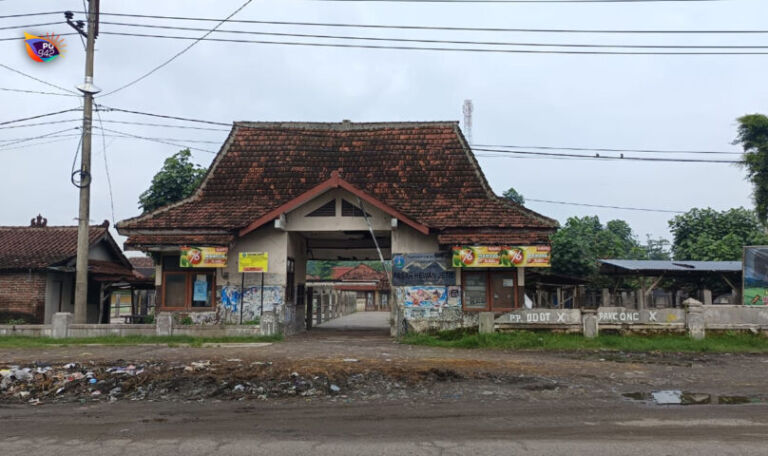 Pasar hewan Jetis akan ditutup pada 8 - 21 Januari 2025 imbas merebaknya PMK di Ponorogo. (Foto/Yudi)