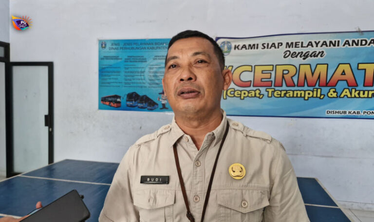 Setyo Budiono, Kepala Bidang Lalu Lintas dan Sarana Prasarana Dinas Perhubungan dalam keterangannya ketika ditemui Gema Surya terkait PJU di Ponorogo. (Gema Surya/Yudi)