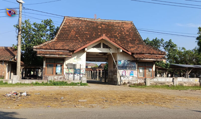 Pasar Hewan Jetis rencananya akan dibangun menjadi sub terminal baru juga untuk parkir di Masjid Tegalsari. (Gema Surya/Yudi)