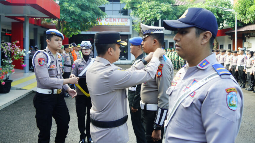 Operasi Keselamatan Semeru menyasar beberapa kesalahan dan pelanggaran dalam berkendara. (Gema Surya/Yudi)