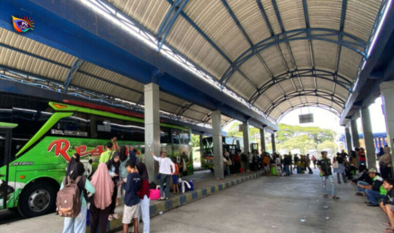 Puncak arus balik di Terminal Seloaji, Ponorogo terjadi pada Ahad 29 Maret 2026. (Foto : Dok. RGSFM)