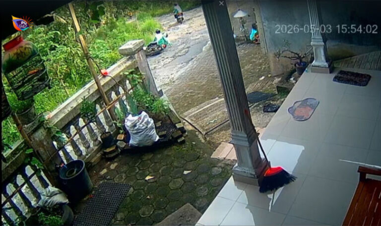 Laka tunggal di Kesuguhan Ngebel