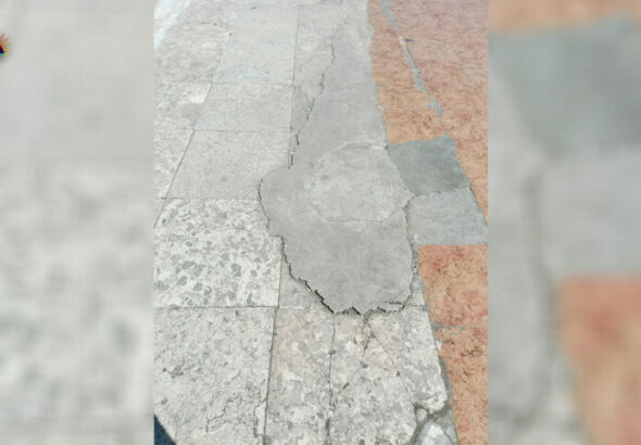 kondisi lantai panggung