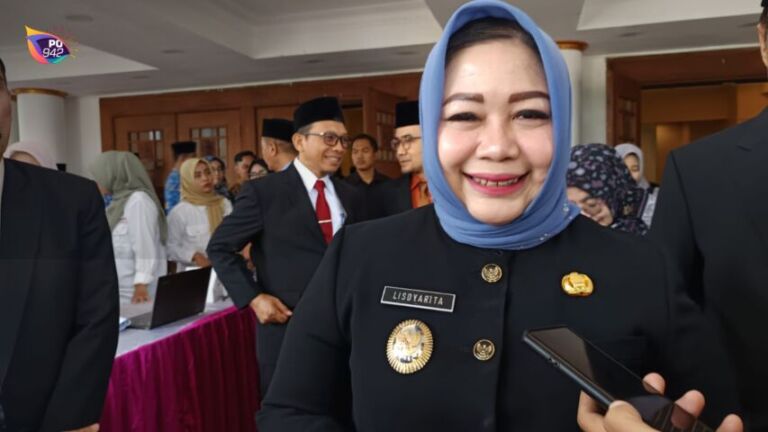 Plt Bupati Ponorogo Lisdyarita (foto: Yudi)