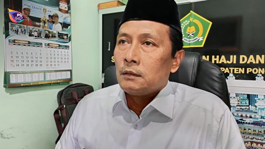Kepala kantor kementrian haji dan umroh KHU Ponorogo Marjuni (foto: Yudi)