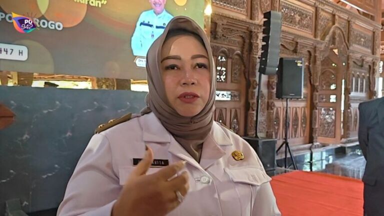 Plt bupati Ponorogo lisdyarita (foto: Yudi)