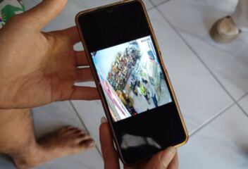foto dari tangkapan cctv yang ada di toko (foto: Yudi)