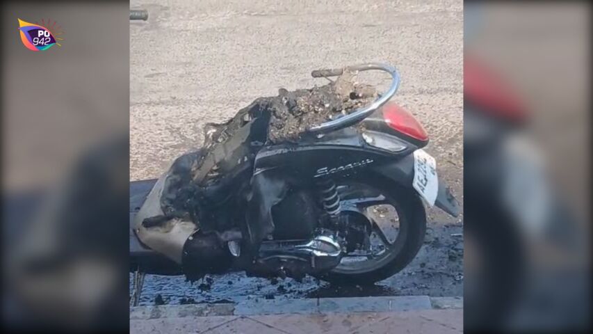 Scoopi Terbakar di Jalan Suromenggolo, Foto; Nungki