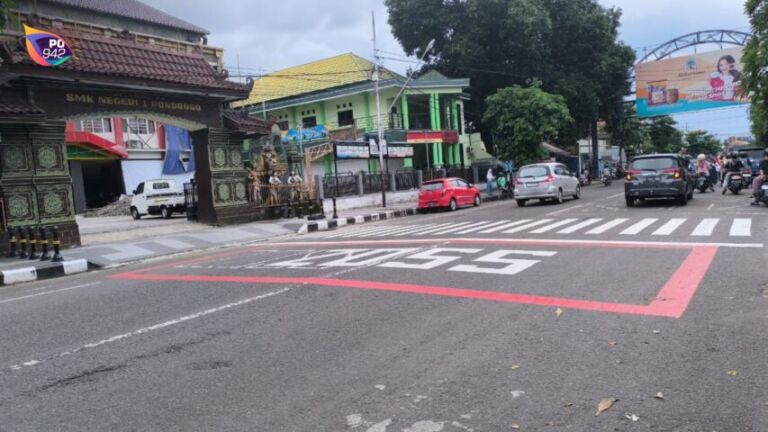 Banyak yang Langgar Pelican Cross, Antara Tidak Patuh atau Tidak Mengetahui FungsinyaBanyak yang Langgar Pelican Cross, Antara Tidak Patuh atau Tidak Mengetahui Fungsinya (Foto: Setyo Budiono)