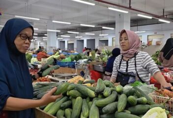 MBG Libur Bahan Pokok Mengalami Penurunan (Foto: Yudi)