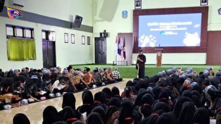 MPLS, Dinas Kominfo dan Statistik Ponorogo Ajak Pelajar Jadi Netizen Cerdas (Foto: Istimewa)