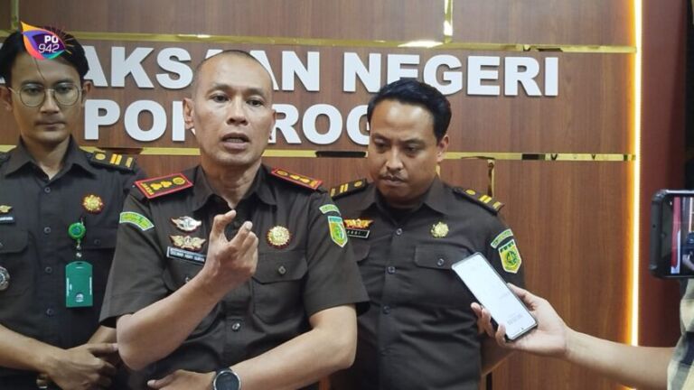 Korupsi Bansos P3A Kejaksaan Negeri (Foto: Zulmar)
