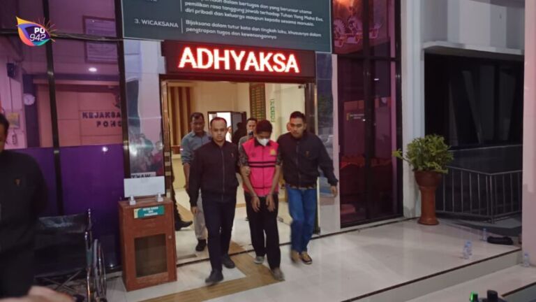 Kasus Dugaan Korupsi Tunjangan Perumahan (Foto: Yudi)