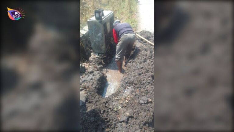 Macetnya Air PDAM di Dungus (Foto: Rustamji)