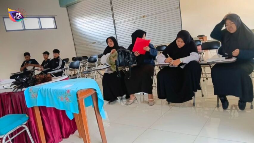 Meski di Penjara, Puluhan Warga Binaan Rutan Ponorogo Ikut Program Pendidikan Kesetaraan (Foto: Suwadi)